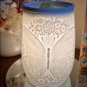 Wax warmer
